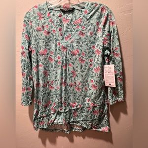 Size Small Tango Mango top NWT, Aqua and pink flowers- Anthony’s Florida